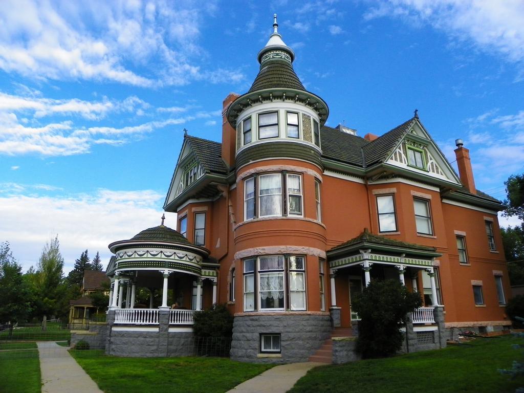 Ferris Mansion Bed And Breakfast Rawlins Exterior photo